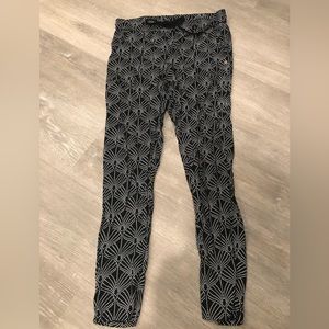 Roxy Black and white dot Art Deco cropped pants with tie top Size S
